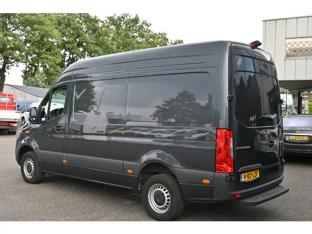 Mercedes-Benz Sprinter 317 CDI L2H2 Pro HD 2024 Diesel 11