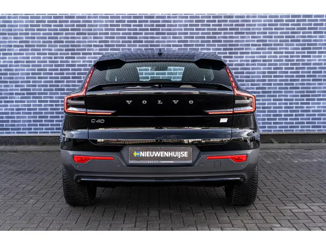 Volvo C40 Recharge Core 69 kWh 2022 Elektrisch 12