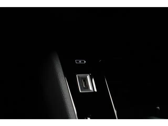 Peugeot e-208 EV GT Pack 50 kWh 2021 Elektrisch 26