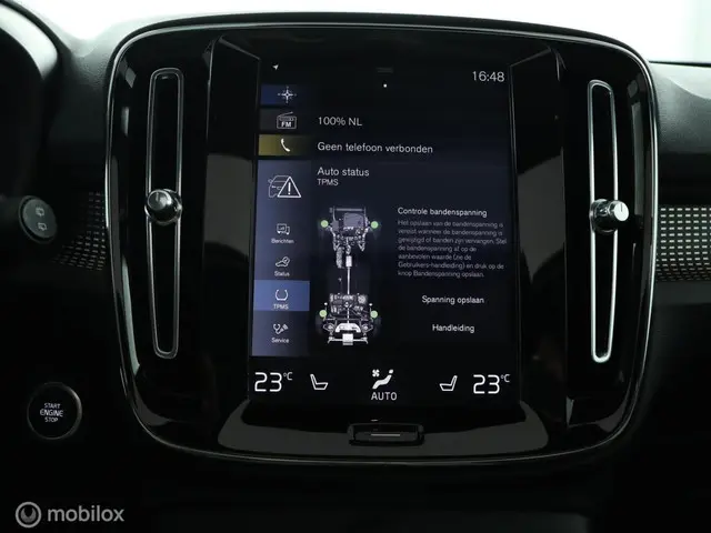 Volvo XC40 2.0 T5 AWD R-Design 2018 Benzine 40