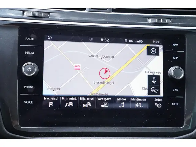 Volkswagen Tiguan 1.4 TSI ACT Comfortline 2019 Benzine 32