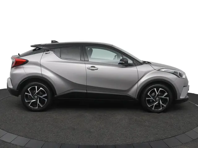Toyota C-HR 1.2 Bi-Tone 2017 Benzine 13