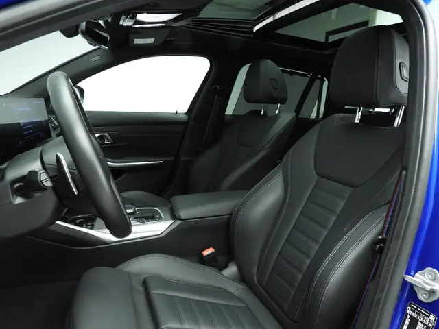 BMW 3 Serie Touring 320i 2024 Benzine 7