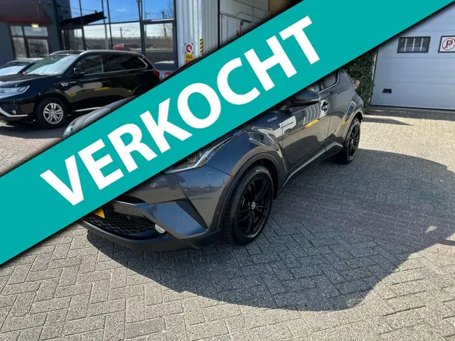 Toyota C-HR 2