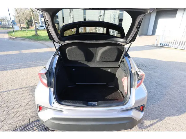 Toyota C-HR 1.8 Hybrid Dynamic 2018 Hybride Benzine 14