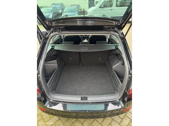 Škoda Fabia Combi 1.0 TSI Business Edition 2022 Benzine 16