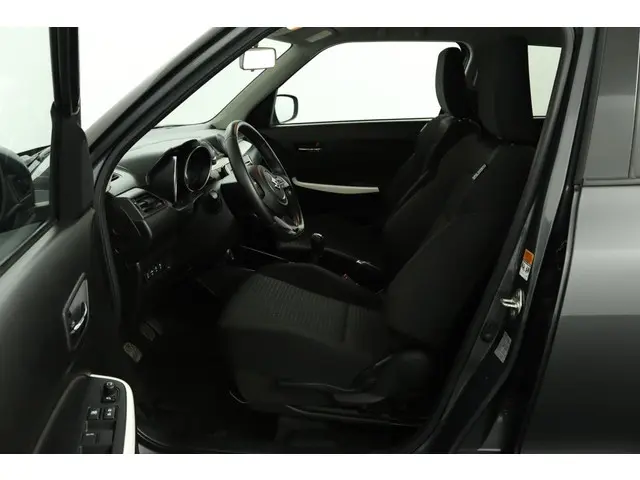 Suzuki Swift 1.2 Stijl Smart Hybrid 2019 Benzine 17