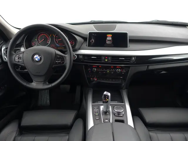 BMW X5 xDrive35i M Sport Aut- 2016 Benzine 7