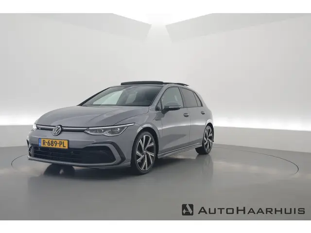 Volkswagen Golf 1.5 eTSI R-Line 2022 Benzine