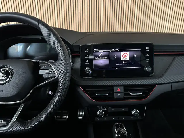 Škoda Kamiq 1.0 TSI Monte Carlo 2024 Benzine 15