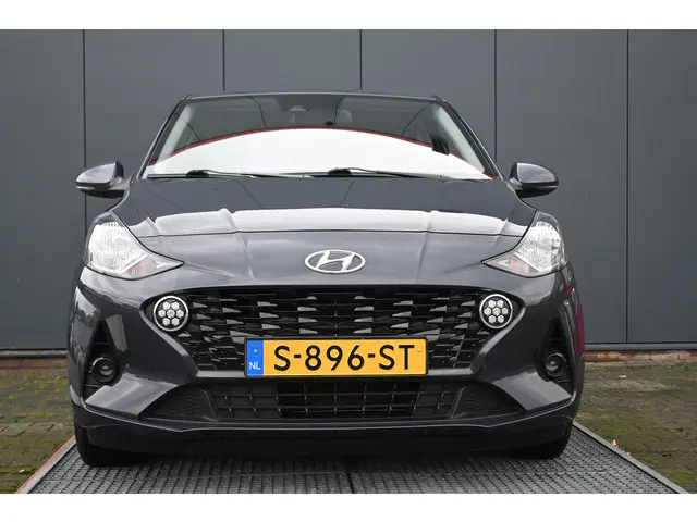 Hyundai i10 1.0 Comfort 2023 Benzine 8