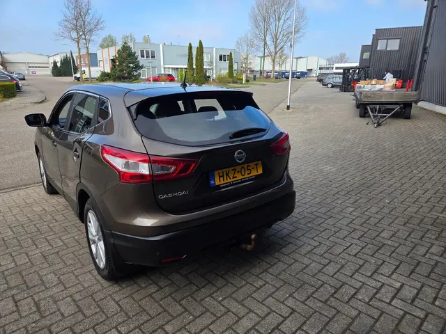 Nissan QASHQAI 1.2 Connect Edition 2015 Benzine 5