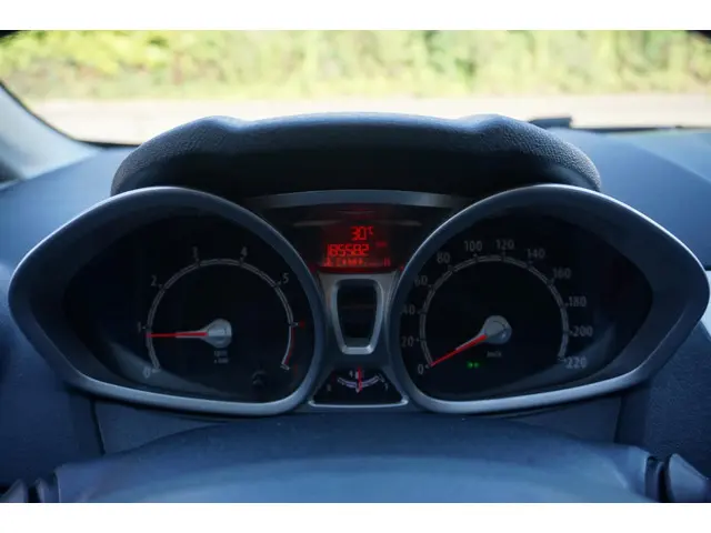 Ford Fiesta 1.25 Titanium 2012 Benzine 9