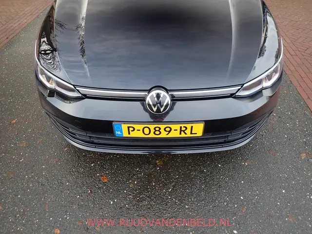 Volkswagen Golf 1.0TSI Life 2022 Benzine 25