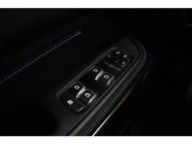 Lynk & Co 01 1.5 2023 Hybride Benzine 23