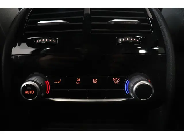 BMW 5 Serie Touring 530e M-Sport 2024 Hybride Benzine 30