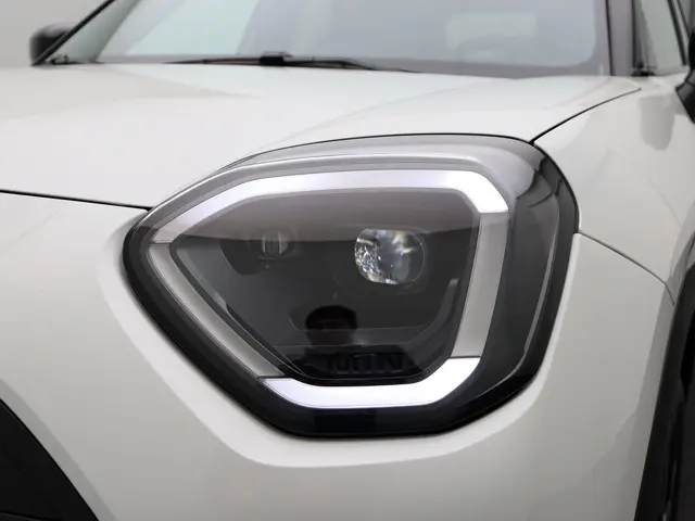 MINI Aceman SE 2025 Elektrisch 7