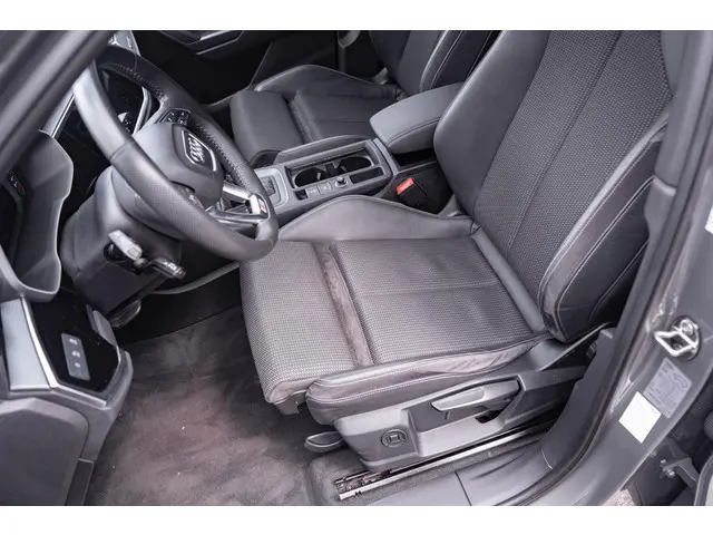 Audi Q3 40 TFSI quattro S Line Pro Line S 2019 Benzine 31