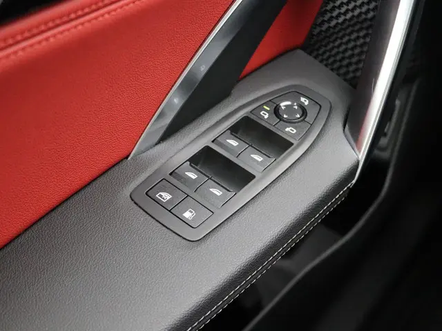 BMW X1 xDrive25e 2023 Hybride Benzine 21