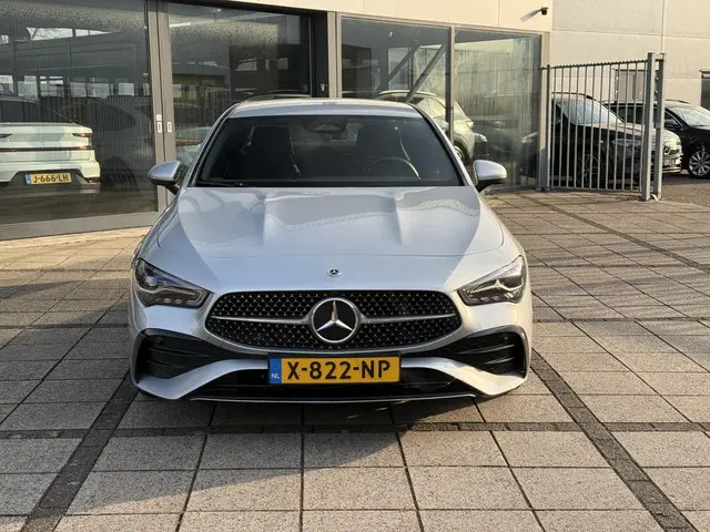 Mercedes-Benz CLA Aut. 180 AMG Sport 2024 Benzine 6