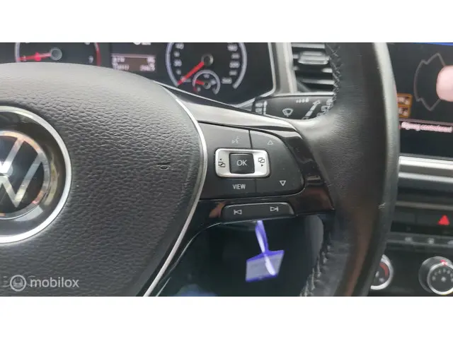 Volkswagen T-Roc 1.0 TSI Style Business 2021 Benzine 19