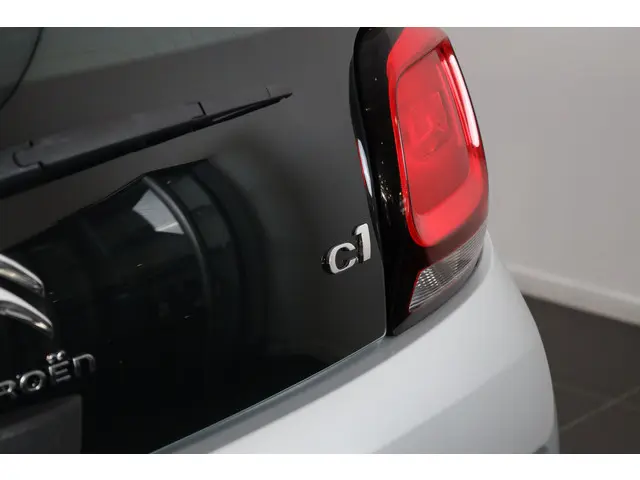 Citroën C1 PT 82 Airscape Shine 2015 Benzine 12