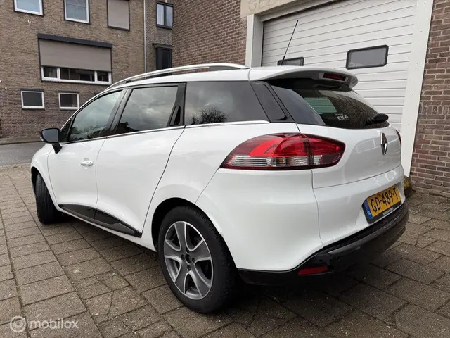 Renault Clio Estate 0.9 TCe Night&Day 2015 Benzine 3