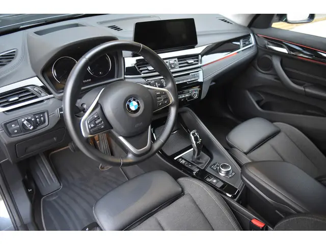 BMW X1 sDrive20i 2019 Benzine 9