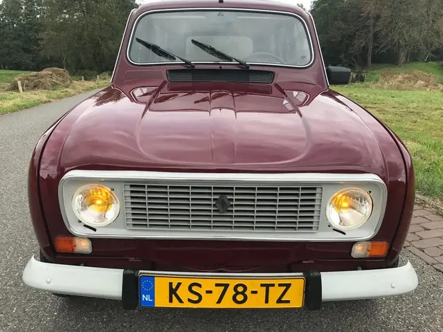 Renault 4 R 4 L In nieuwstaat 1984 Benzine 10