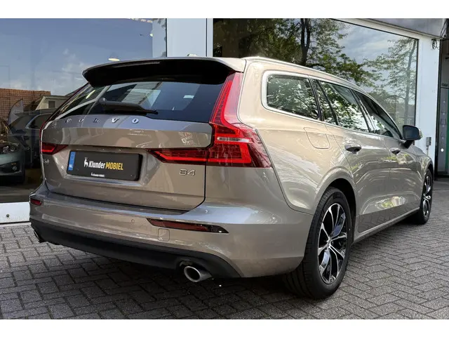 Volvo V60 3