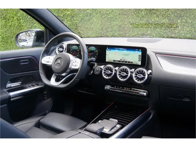 Mercedes-Benz GLA 3