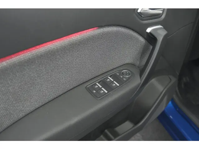Renault Captur Mild Hybrid 160 EDC Techno 2024 Benzine 23