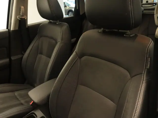 Suzuki Vitara 1.6 High Executive 2015 Benzine 44