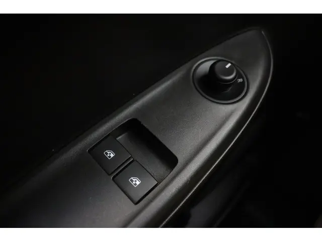 Opel KARL 1.0 Rocks Online Edition 2018 Benzine 16