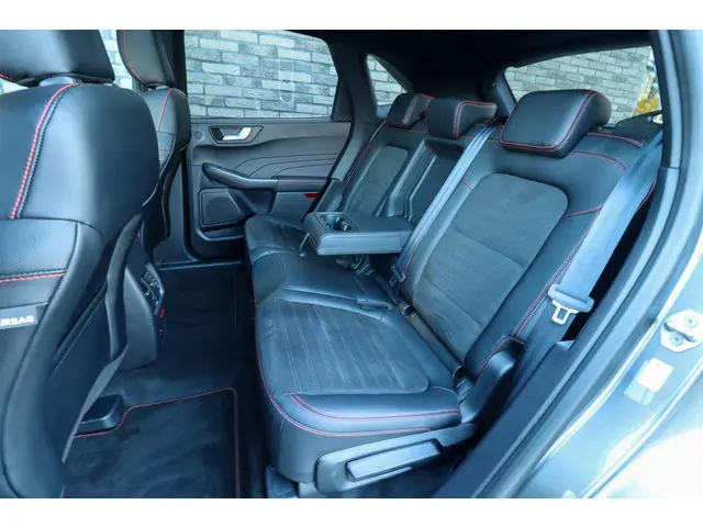 Ford Kuga 2.5 PHEV ST-Line X 2022 Hybride Benzine 10