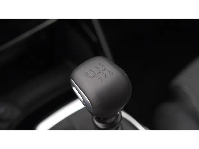 Peugeot 2008 PureTech 130 GT 2022 Benzine 43