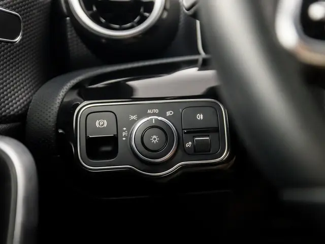 Mercedes-Benz A-Klasse 200 Sport 2019 Benzine 23