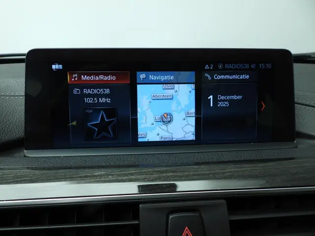 BMW 3 Serie Touring 320i 2019 Benzine 19