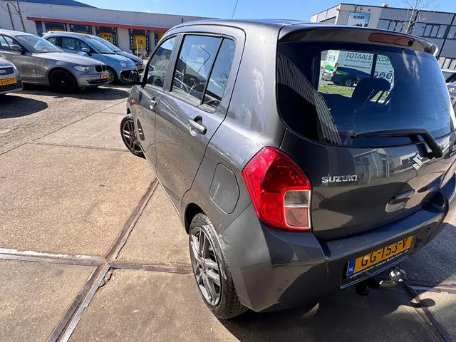 Suzuki Celerio 1.0 Comfort 2015 Benzine 14
