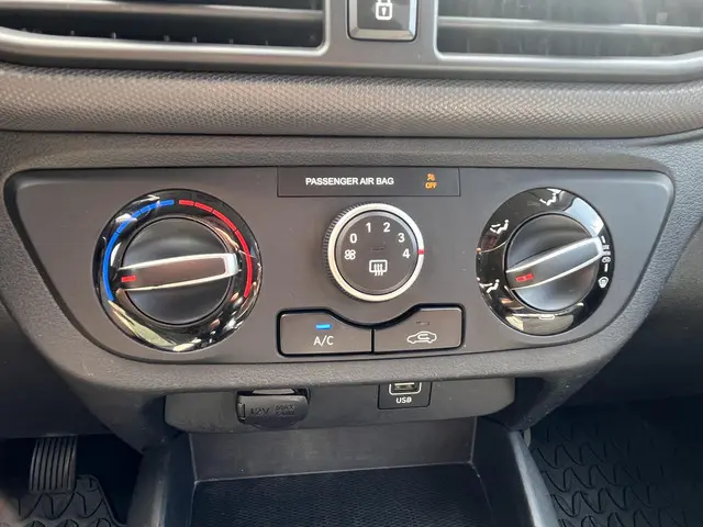 Hyundai i10 1.0 Comfort Smart 2021 Benzine 15