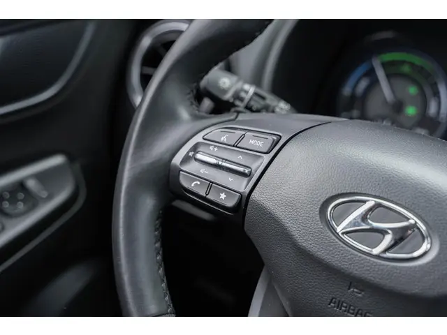 Hyundai Kona 1.6 GDI HEV Comfort 2023 Hybride Benzine 24