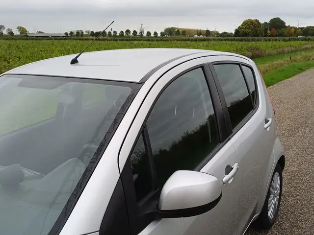 Suzuki Splash 1.2 Exclusive EASSS 2014 Benzine 13