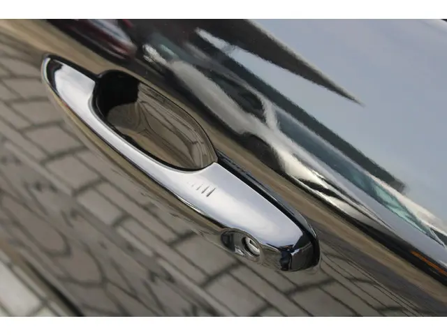 Ford Kuga 2.5 PHEV ST-Line X 2025 Hybride Benzine 33