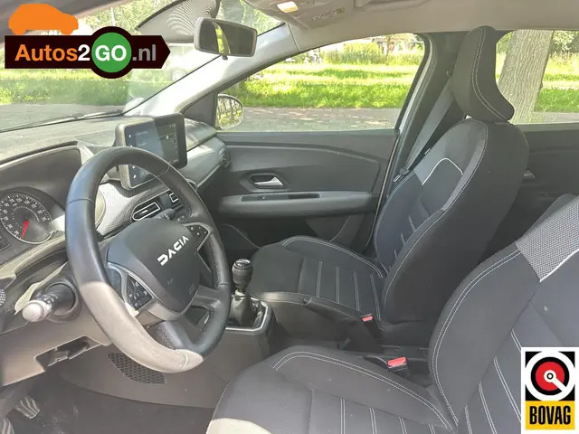 Dacia Sandero 1.0 TCe 100 ECO-G Essential 2023 LPG/Gas 17