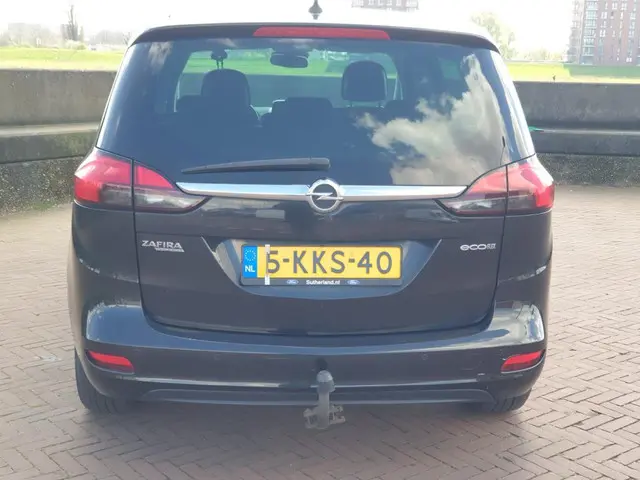 Opel Zafira Tourer 1.4 Design Edition 2013 Benzine 6