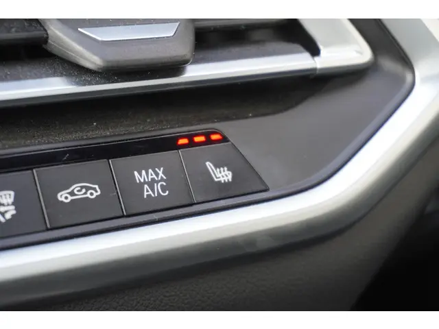 BMW X5 xDrive45e 2019 Hybride Benzine 16