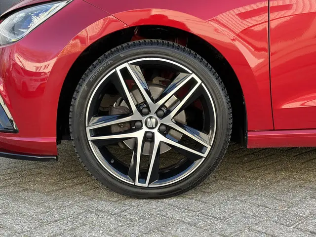 SEAT Ibiza 1.0 TSI FR Business Intense 2017 Benzine 6