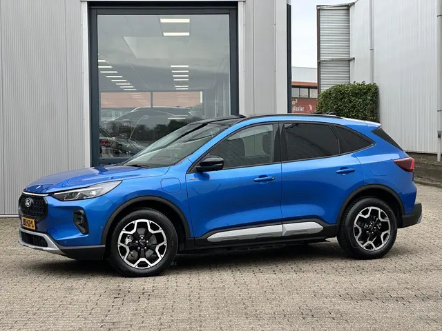 Ford Kuga 2.5 PHEV Active X 2024 Hybride Benzine 16