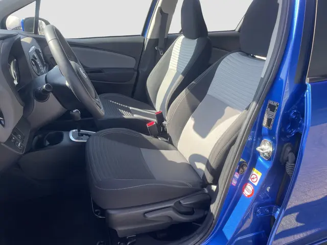 Toyota Yaris 1.5 Hybrid Aspiration 2017 Hybride Benzine 10