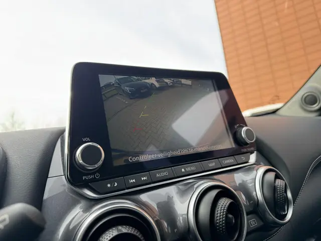 Nissan Juke 1.6 Hybrid N-Connecta 2024 Hybride Benzine 17